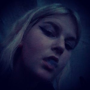 Meet your Posher, Lucy